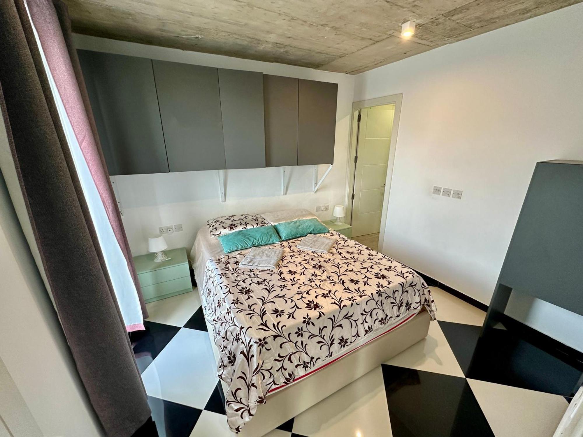 Paceville Sea View Penthouse With Jacuzzi! Saint Julian's 외부 사진